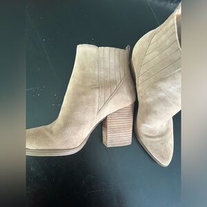 Marc Fisher brown heeled boots